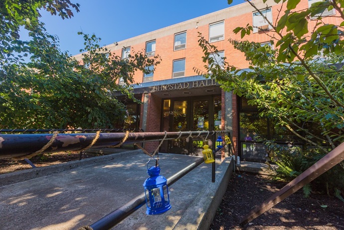 Exterior of Shipstad Hall.